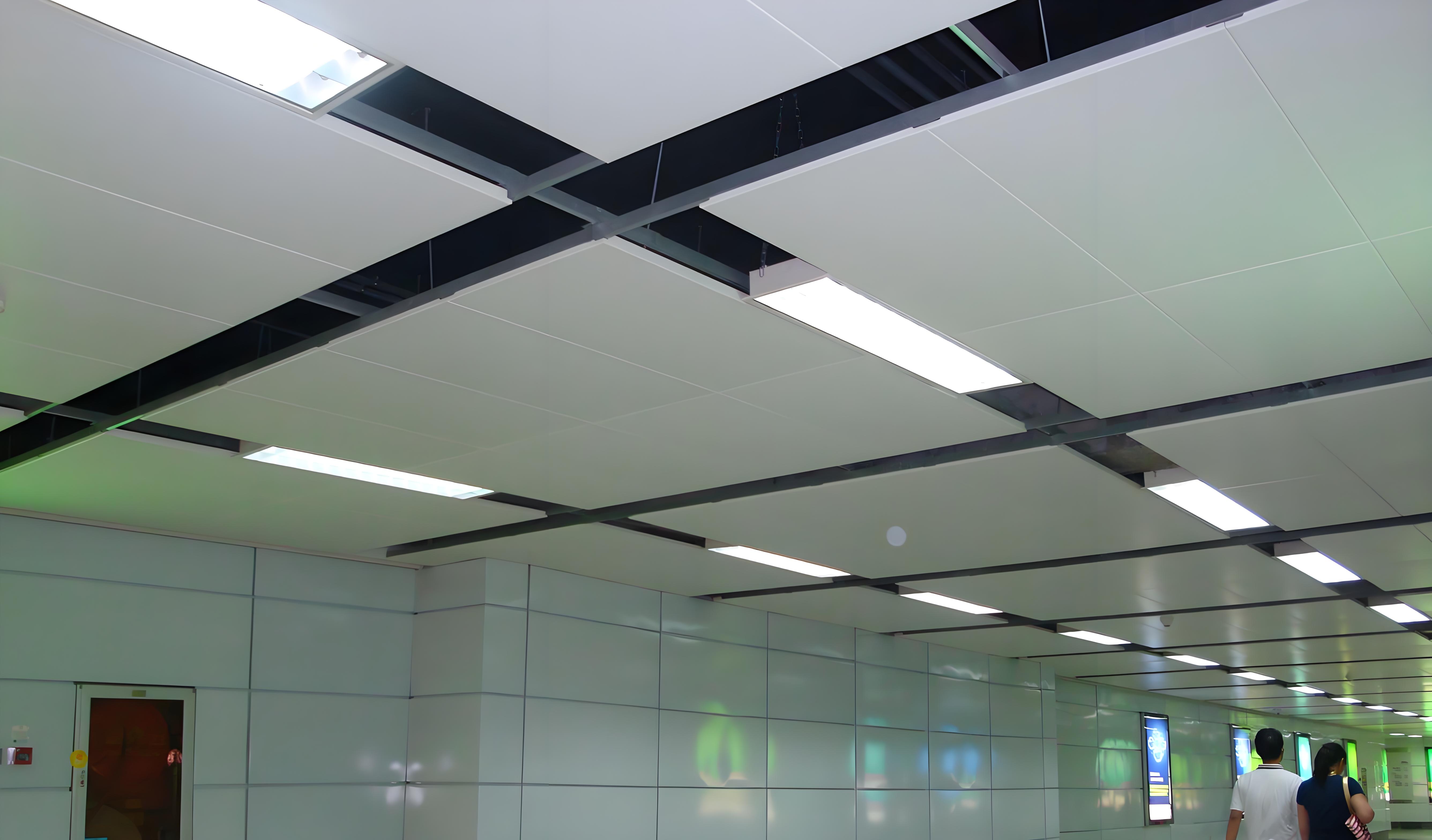 Wie ist die Aluminiumfurnierdecke? Was sind die Vorteile?